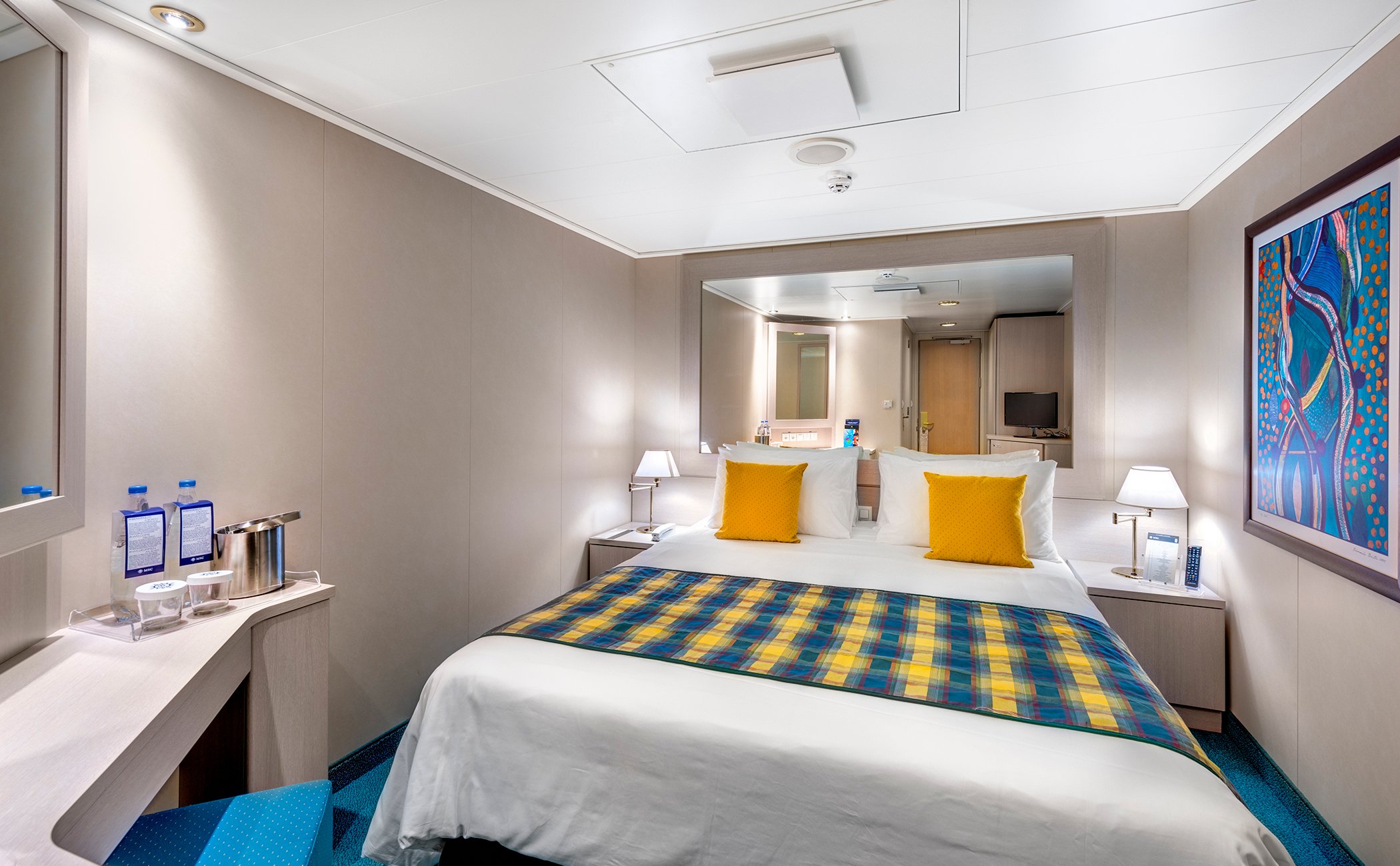 MSC Lirica Cabin: Interior 05