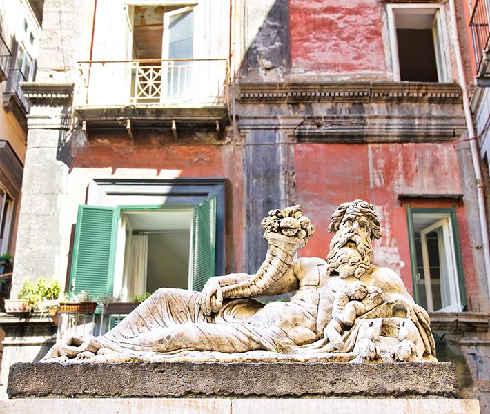 Naples tours, Spaccanapoli | MSC Cruises