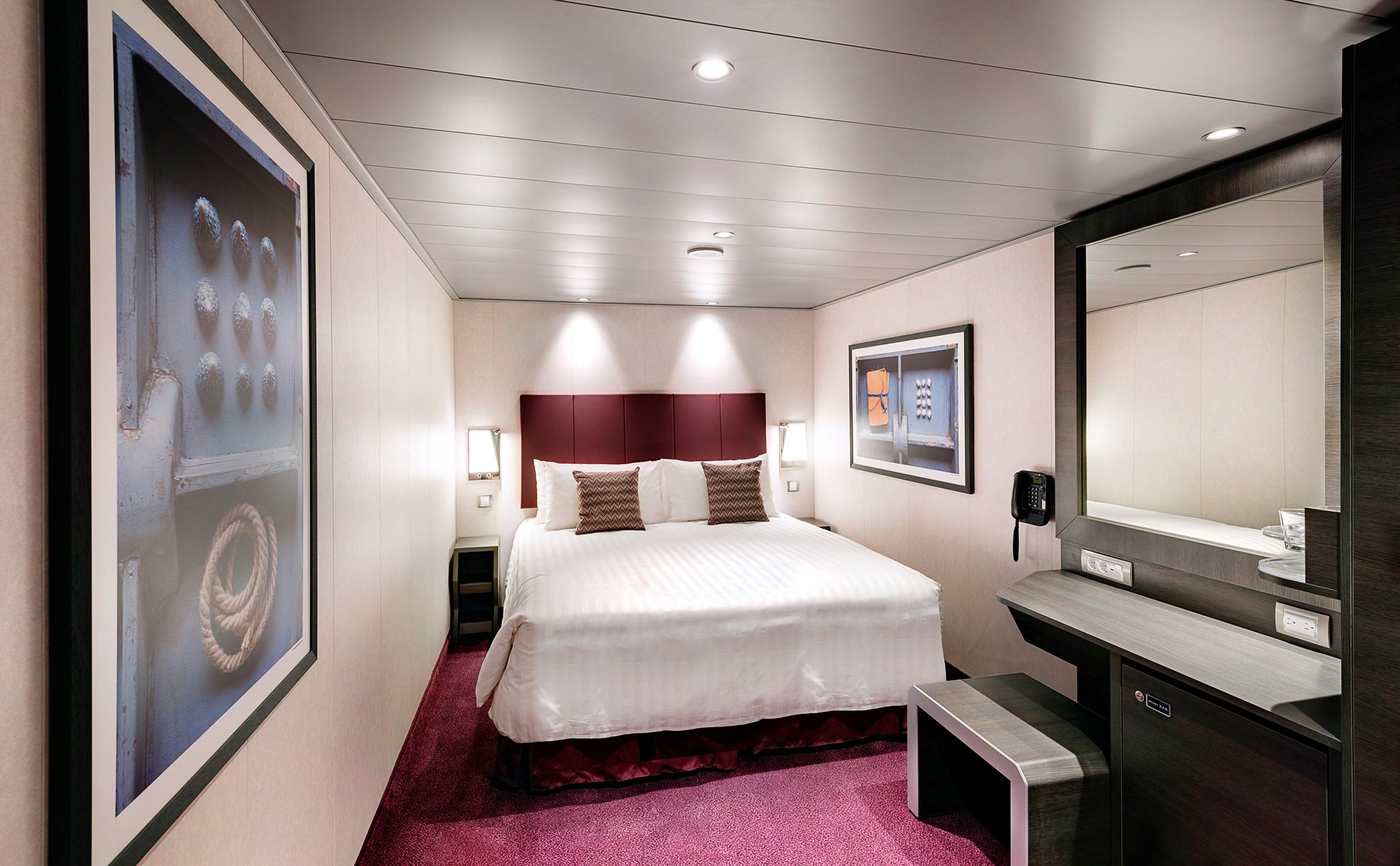 MSC Bellissima Cabin: Interior 06