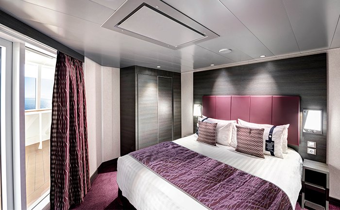 MSC Grandiosa Cabin: Grand Suite With Whirpool Exp