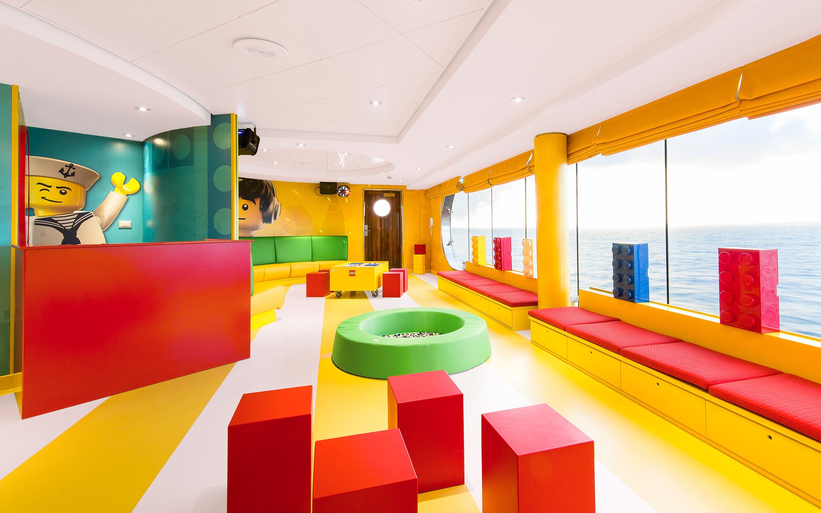 MSC Lirica Public Area Family Kids 02