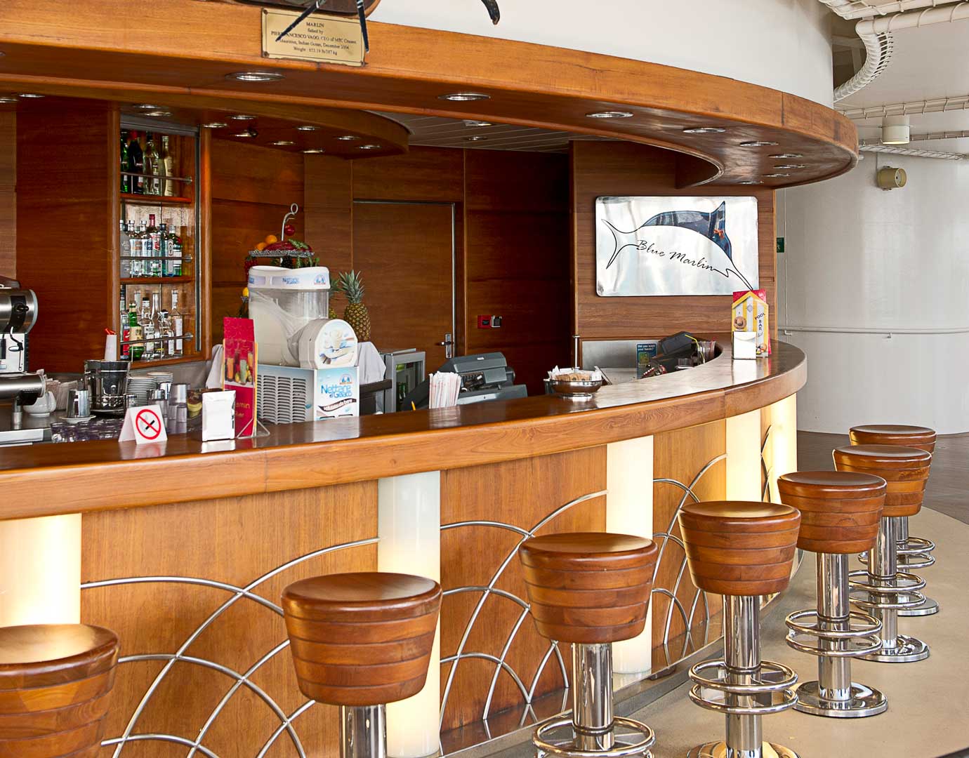 Blue Marlin Bar | MSC Musica